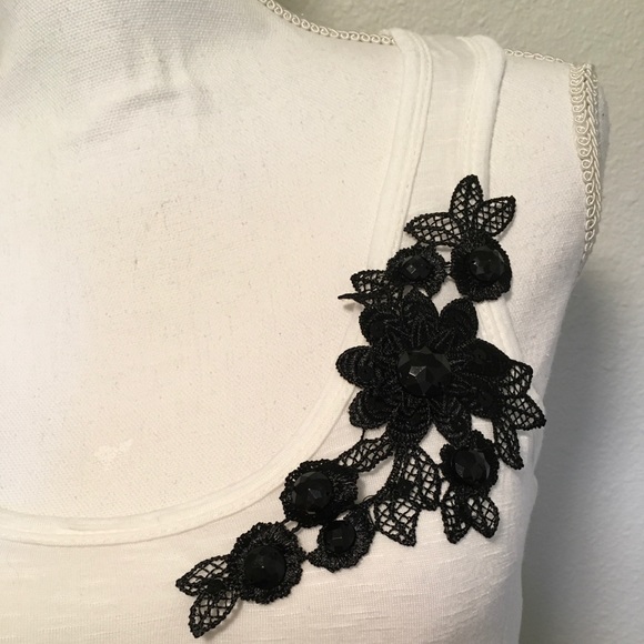 Body Central Racer Back Tank - Picture 2 of 3